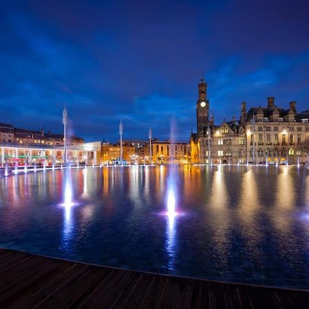 Smart Living Apartments Bradford  Extérieur photo