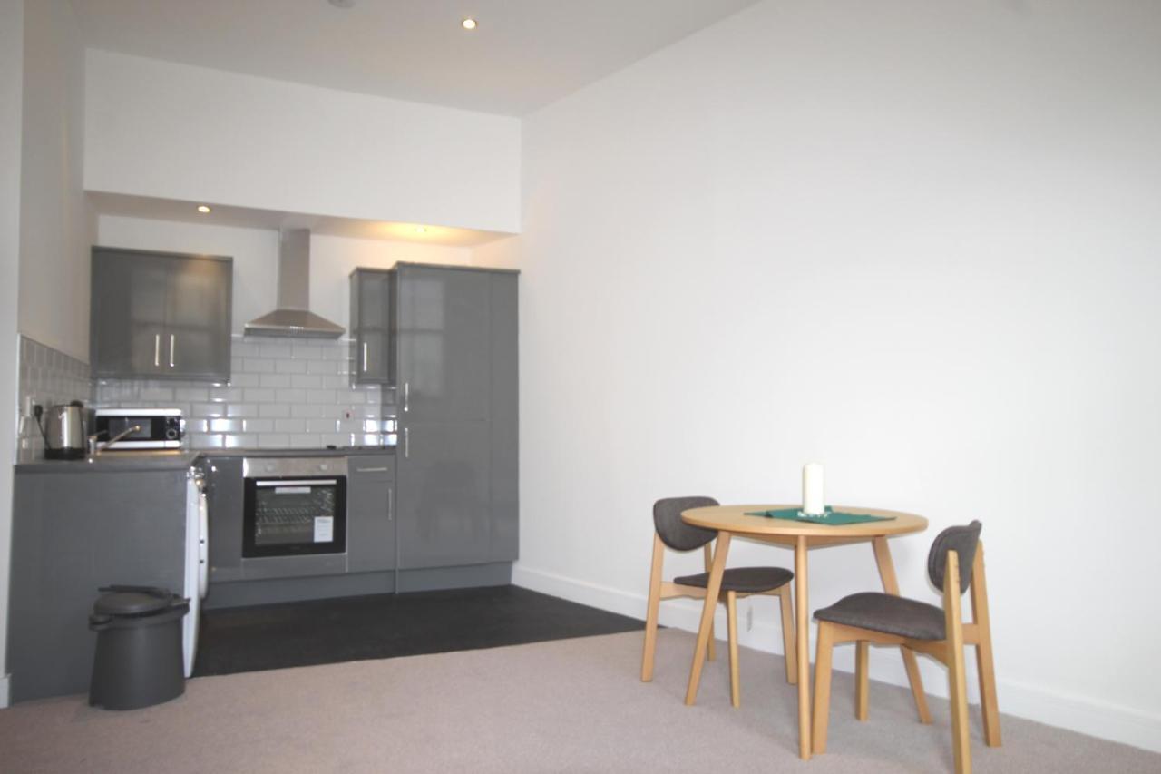 Smart Living Apartments Bradford  Extérieur photo