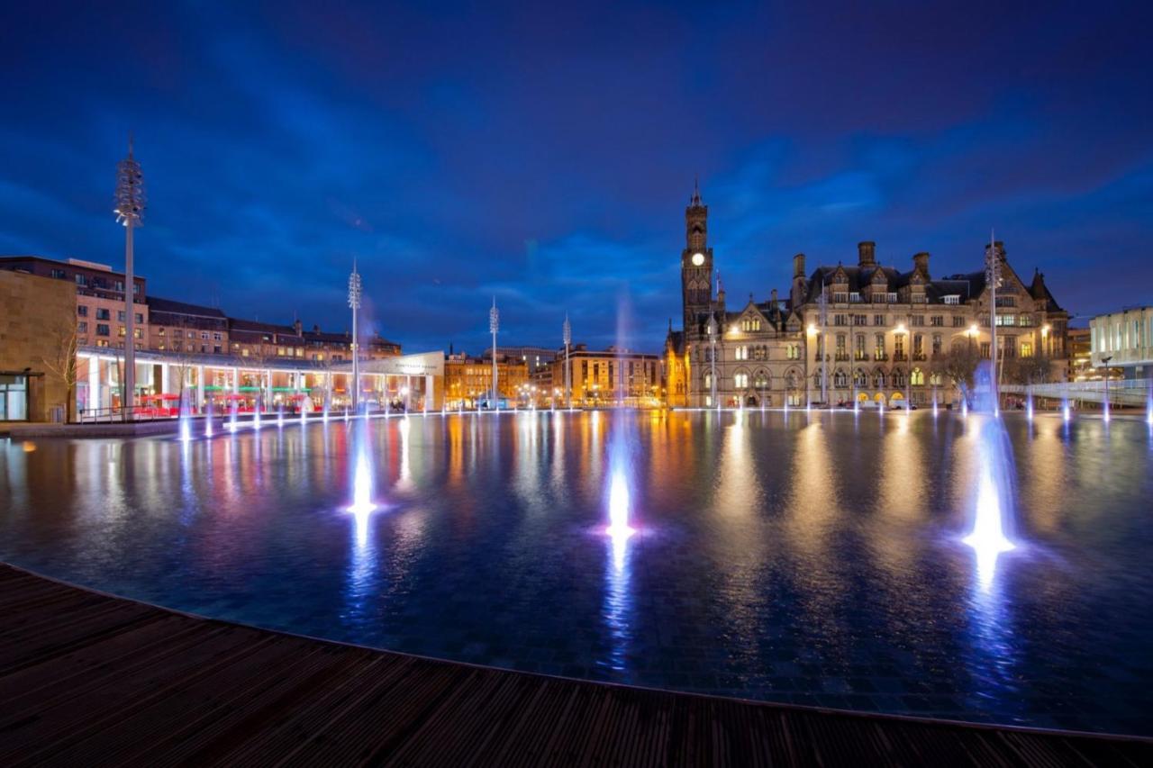 Smart Living Apartments Bradford  Extérieur photo